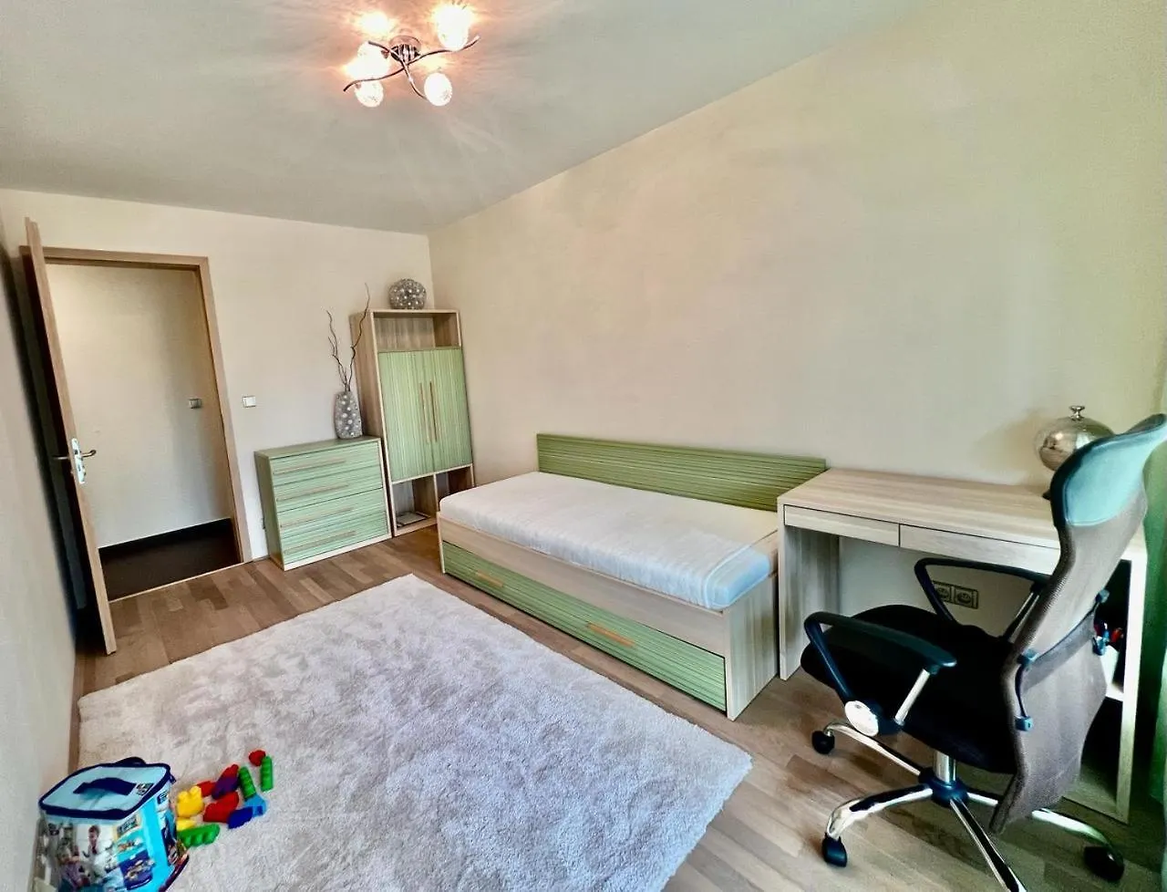 Luxury Apartment In Prague And Free Parking