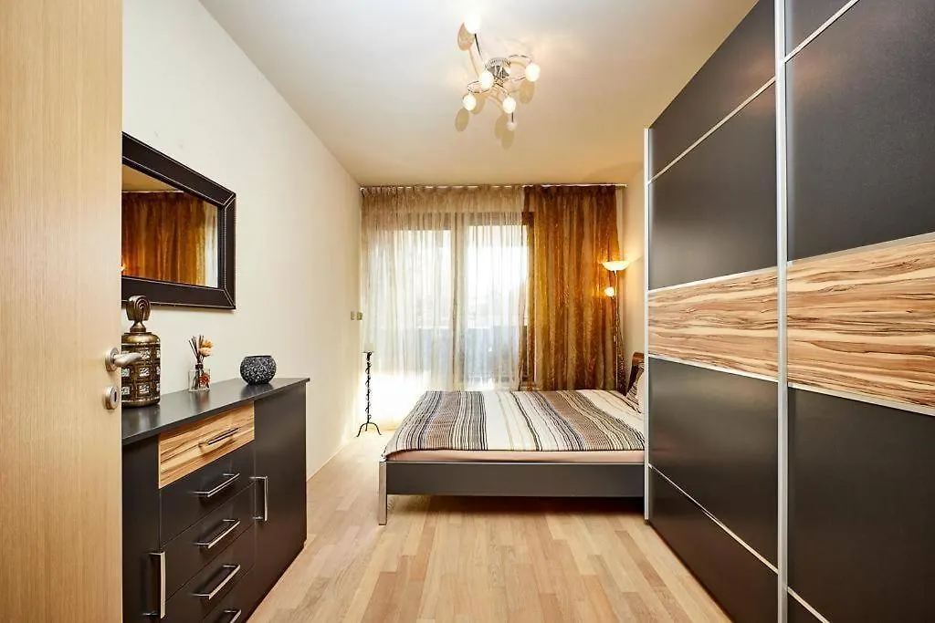 Luxury Apartment In Prague And Free Parking