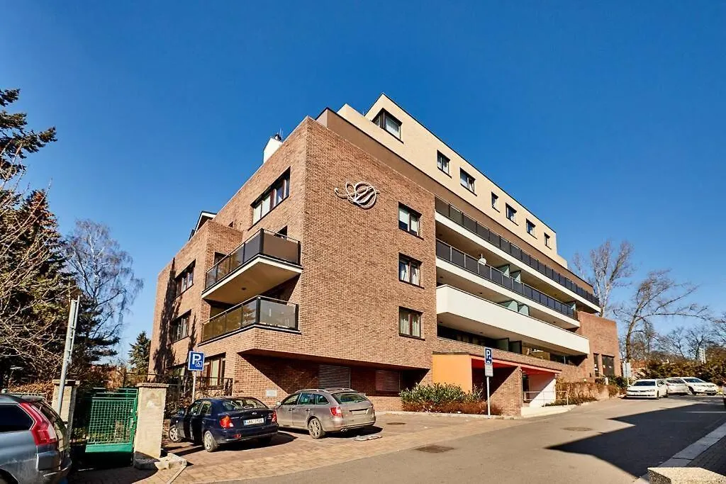 Luxury Apartment In Prague And Free Parking
