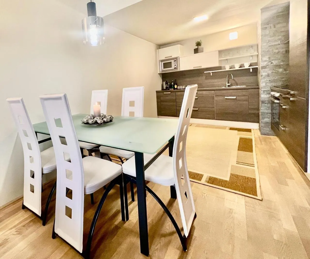 Luxury Apartment In Prague And Free Parking Czech Republic