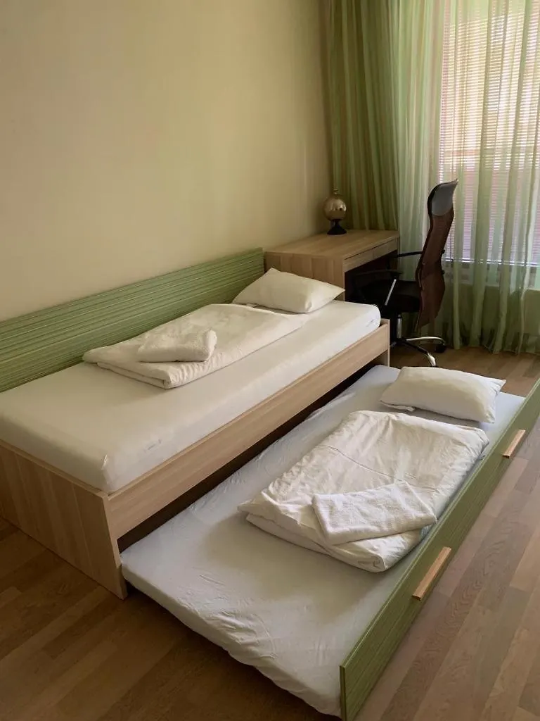 Luxury Apartment In Prague And Free Parking 0*,